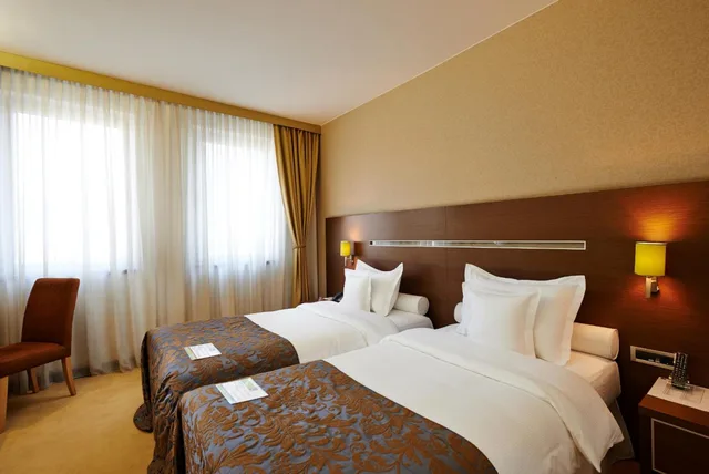 غرفة بسريرين منفصلين، IN Hotel Belgrade 4/6