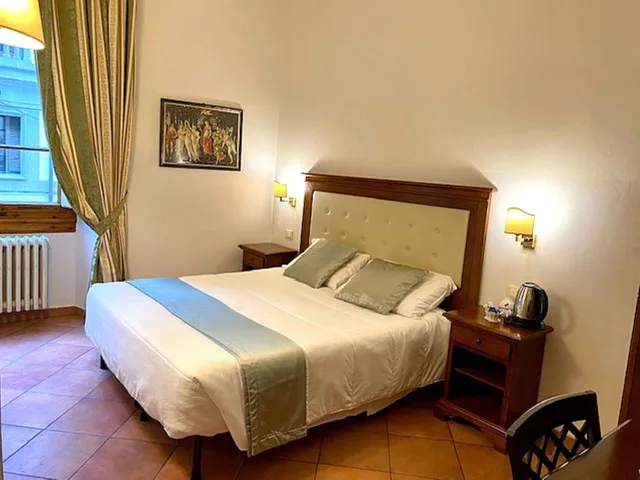 غرفة بسرير مزدوج أو سريرين منفصلين، Residenza Hotel Cimabue 1/10