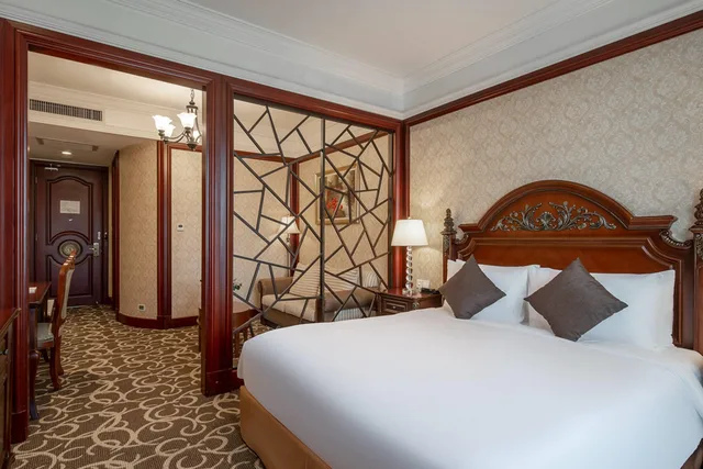 جناح، Wyndham Shanghai Hongqiao 2/3