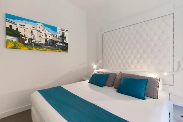 غرفة قياسية بسرير مزدوج، Tasso Suites 1/2