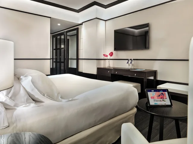 Classic, Single, H10 Marina Barcelona 2/7