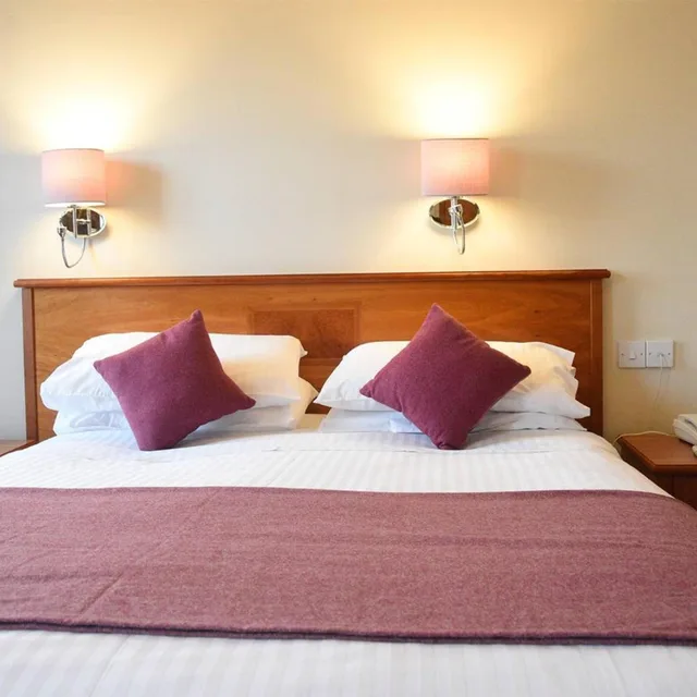 غرفة سوبيريور بسرير مزدوج بإطلالة على البحر، The Royal Hotel, Portree 8/9
