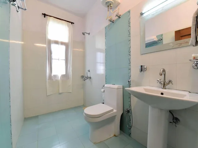Superior, King Bed, Valley View، Hotel Himalayan Escape 3/4