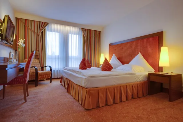 جناح بسرير كينج، Radisson Blu Hotel, Karlsruhe 1/3