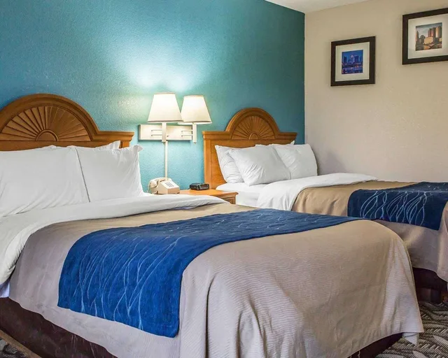 غرفة بسريرين مزدوجين، Quality Inn & Suites Circleville 6/8