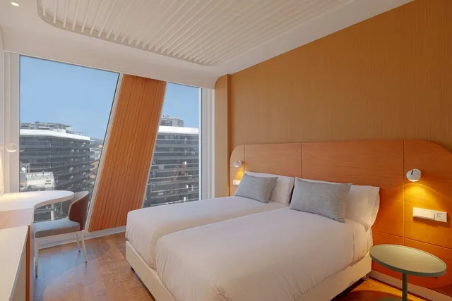 غرفة قياسية بسرير مزدوج، Hotel Marina Badalona 1/4