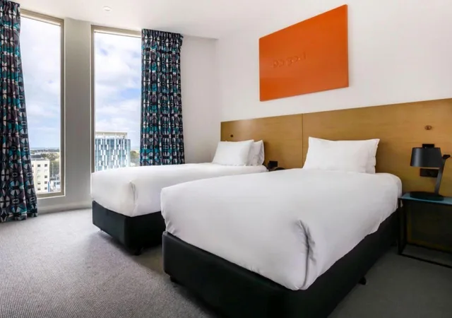 غرفة بريميوم اقتصادية بسرير فردي، Citadines Connect Sydney Airport 1/4