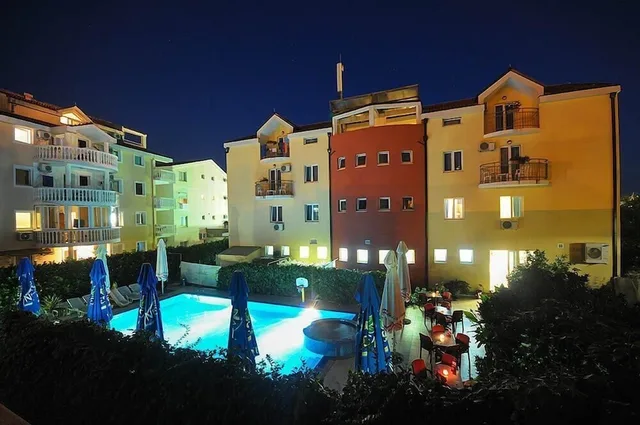 Hotel Aquamarin Budva، بودفا 48/50