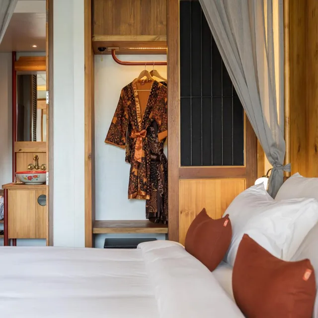 غرفة ديلوكس بسرير كينج بحوض استحمام، Hotel Gahn - SHA Plus 9/10