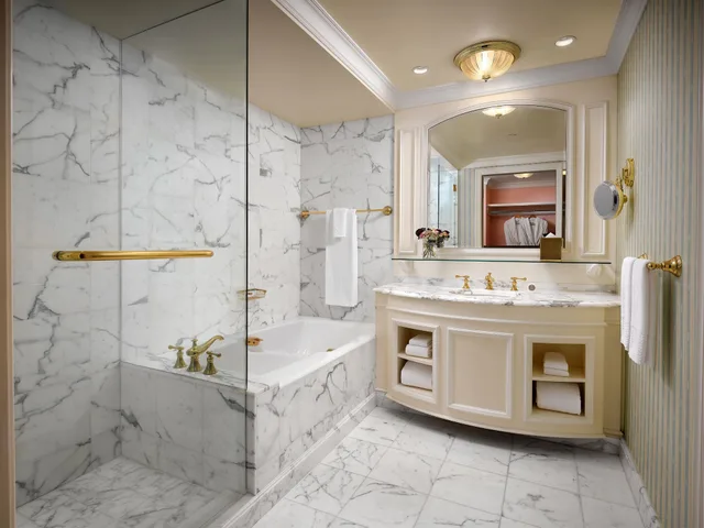 جناح تنفيذي بسرير كينج، The Grand America Hotel 6/7