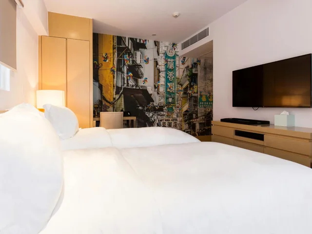 غرفة قياسية ثلاثية مفردة، Caravel Hotel 3/7