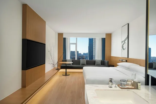 غرفة بسرير كينج بإطلالة على المدينة، Fairfield by Marriott Shijiazhuang Station 1/2