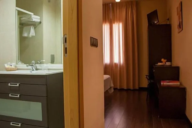 Room, Single, Double Bed, Hotel El Sueno De Jemik 9/10