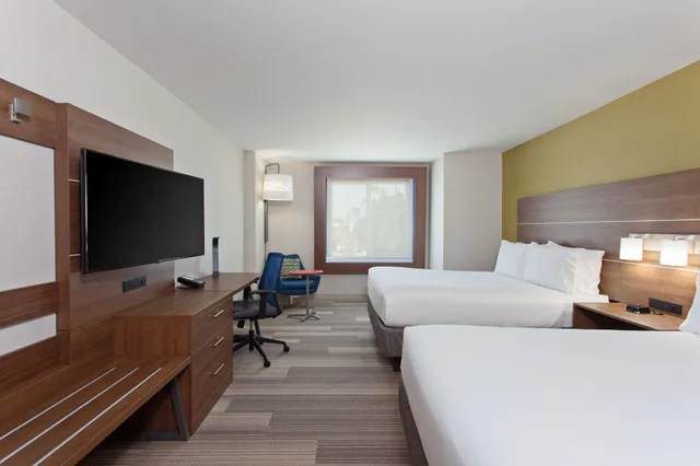 غرفة قياسية بسريرين مزدوجين، Holiday Inn Express Hotel Suites Pasadena Colorado Boulevard 3/5