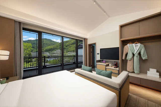 جناح دوبلكس بسريرين منفصلين وسريرين كينج بـ3 غرف نوم، Holiday Inn Resort Ningbo Ninghai by IHG 4/10
