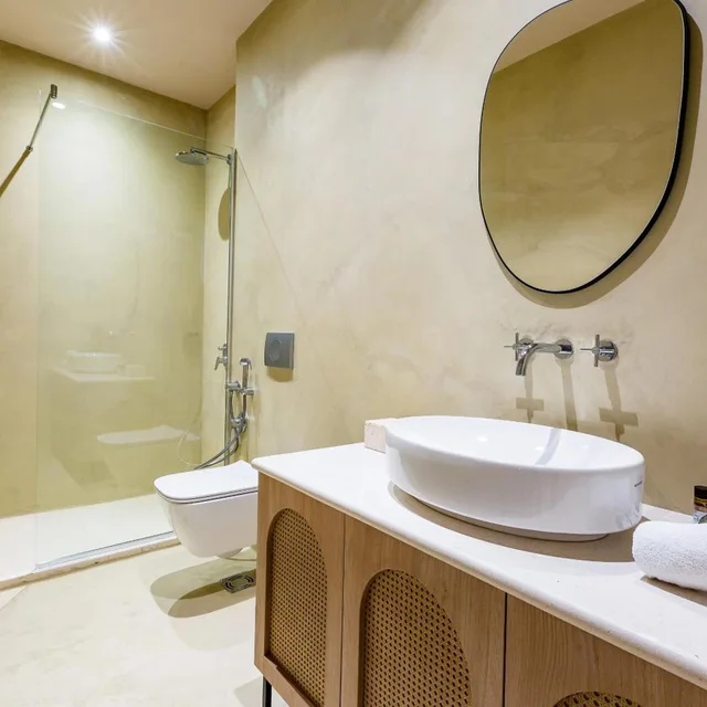 استوديو ديلوكس بسرير كوين، Boutique Hotel Ruzmarin SPA & Garden 4/7
