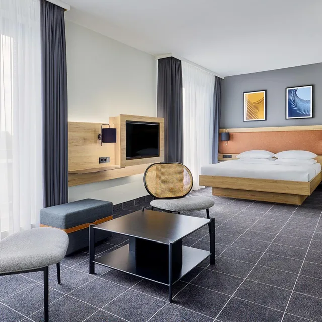 غرفة قياسية كبيرة بسرير كوين، FOUR POINTS FLEX by Sheraton Ratingen Dusseldorf Airport 8/10