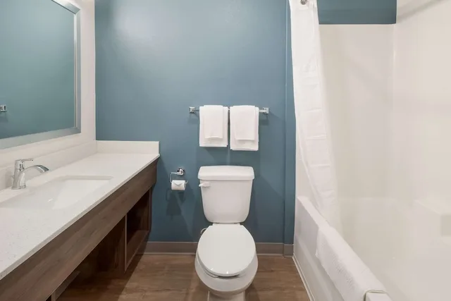 غرفة قياسية بسرير كينج، WoodSpring Suites Mesa Chandler 3/3