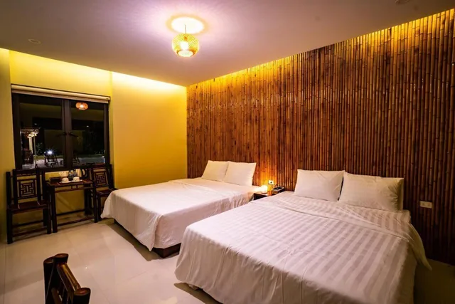 غرفة عائلية بسرير فردي وسريرين كوين بجاكوزي، Trang An Retreat 1/1