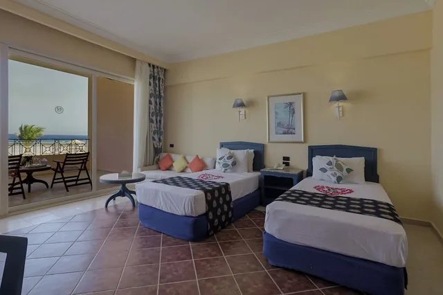 غرفة بسرير كينج بإطلالة على الجبل، Shoni Bay 5/10
