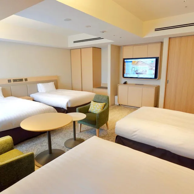 غرفة رباعية، Hotel Emion SAPPORO 2/4