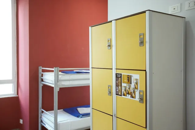 Female Dorm, Female Only, Basic, Shared Bathroom، Alessandro Palace Bar 5/5