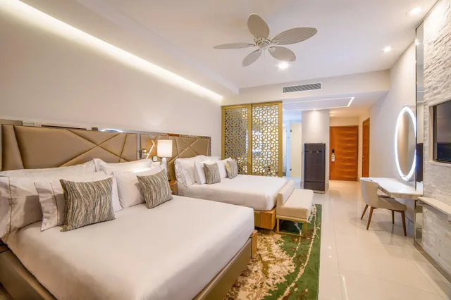 Room, Garza Blanca Resort Spa Los Cabos 1/8