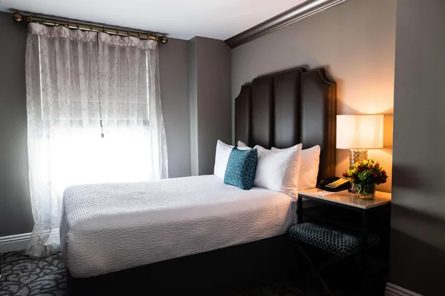 غرفة سوبيريور بسرير كوين، Bijou Hotel 2/4