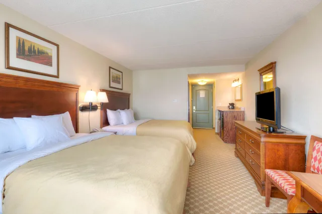 غرفة بسريرين كوين، Country Inn Suites By Radisson Fredericksburg Va 1/2