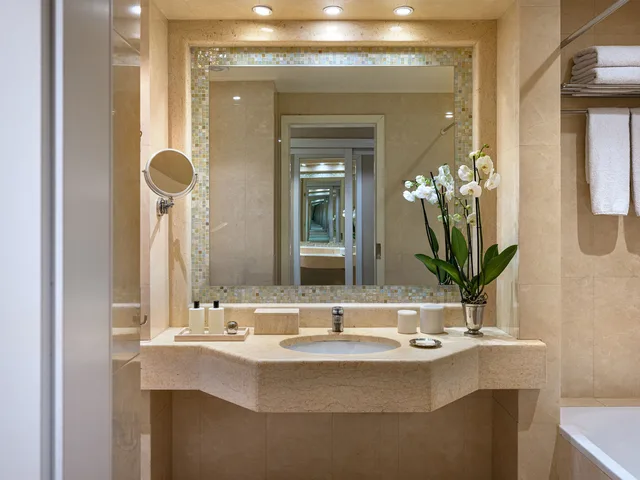 غرفة سوبيريور بسرير مزدوج أو سريرين منفصلين، Grecotel Larissa Imperial 3/3
