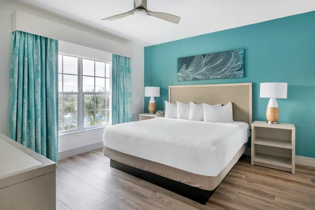 غرفة بسريرين مزدوجين وسرير كينج بغرفتي نوم، Hilton Vacation Club Aqua Sol Orlando West 1/3