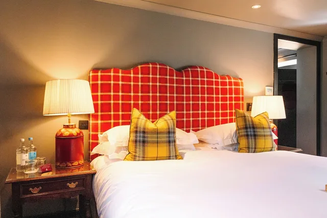 Classic, Cottage, King Bed, The Lygon Arms 5/6