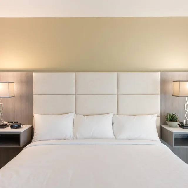 غرفة قياسية بسرير كينج، Apache Gold Resort Hotel & Casino 5/5