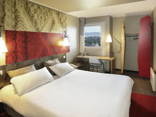 غرفة قياسية بسريرين منفصلين، Ibis Saint Brieuc Yffiniac 1/2