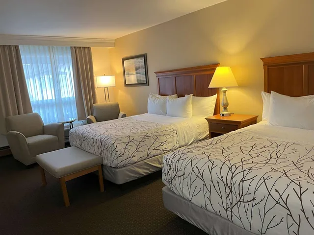 Room, 2 Queen Beds, Exterior Entrance، Best Western Plus Silver Saddle Inn 2/3