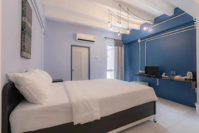 Standard, Double Bed, Bedgasm Poshtel X Café At Nimman 2/2