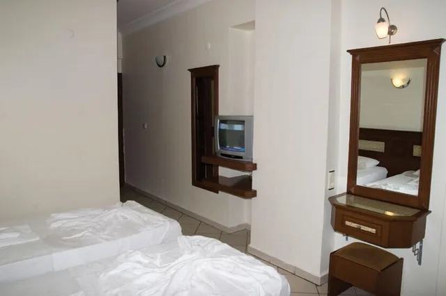غرفة قياسية مفردة بسرير مزدوج، Alin Hotel 2/5