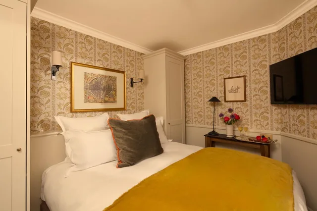 جناح، Hotel des Orfevres 3/4