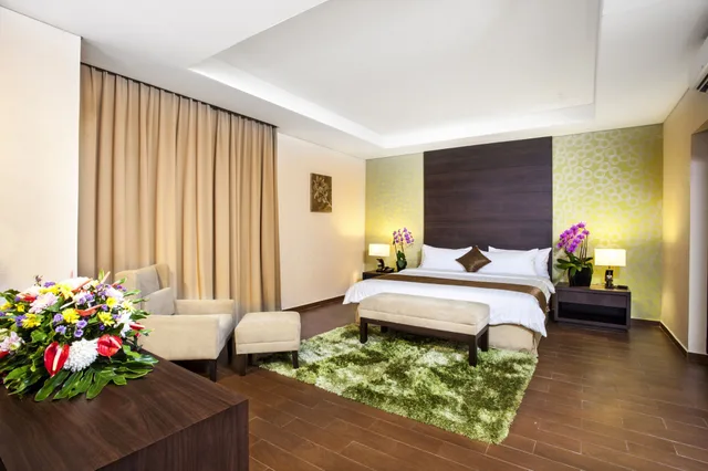 جناح ملكي بسريرين منفصلين، Grande Padjadjaran Hotel Bogor 1/4