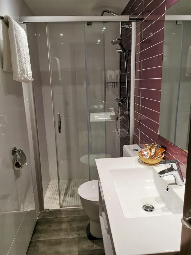 غرفة كومفورت مفردة بشرفة، Hotel Petit Palau Adults Only 4/8