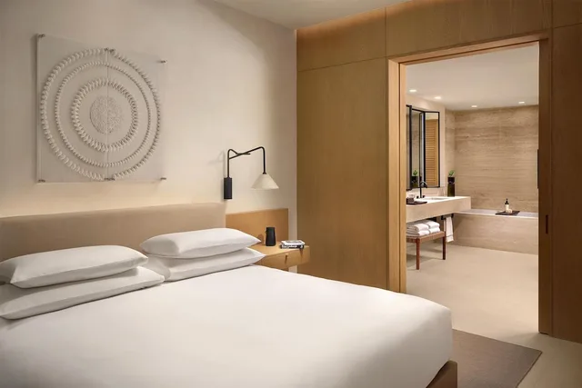 جناح ديلوكس بسرير كينج بإطلالة على البحر بشرفة، Park Hyatt Cabo Del Sol 2/7