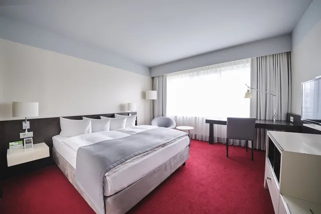 غرفة قياسية بسرير فردي، Holiday Inn Berlin Airport Conference Centre Formerly Holiday Inn Berlin International Airport 2/10