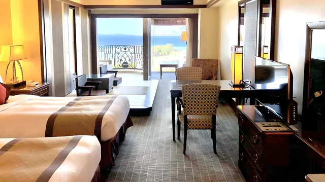 غرفة سوبيريور بسريرين منفصلين بإطلالة على البحر في طابق مرتفع، Okinawa Kariyushi Resort Exes Onna (ex. Okinawa Spa Resort Exes) 1/1