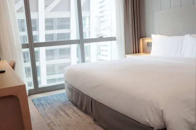 غرفة ديلوكس بسريرين كينج بغرفتي نوم، Ascott Raffles City Chongqing 6/10