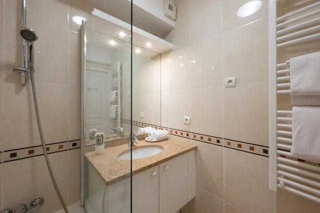 Apartment, Double Bed, Sofa, Nemea Le Lido Cagnes sur Mer 6/7