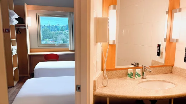 غرفة قياسية بسرير مزدوج بإطلالة على البحر، Ibis Puerto Montt 4/4