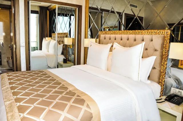 Superior, Executive, Suite, King Bed, Sofa, Balcony, Suite Hotel Casa Diamond 2/4