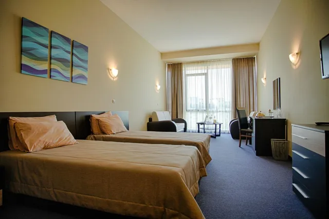 Business, Suite, Twin Beds, New Wing، Hemus Hotel Sofia 1/6