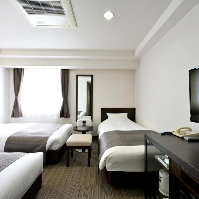 غرفة ثلاثية، Saijo Urban Hotel 2/3