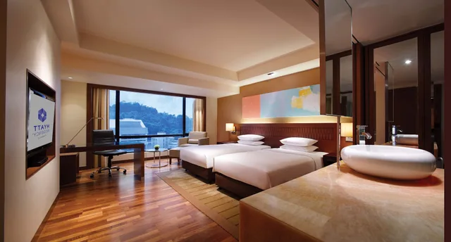 Room, Twin Beds, Oriental View, High Floor، Hyatt Regency Kinabalu 1/6